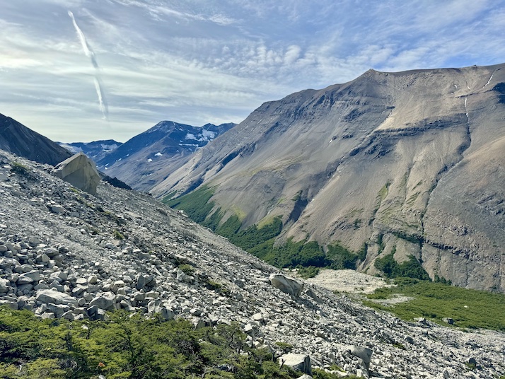 Trek up to Mirador Las Torres
